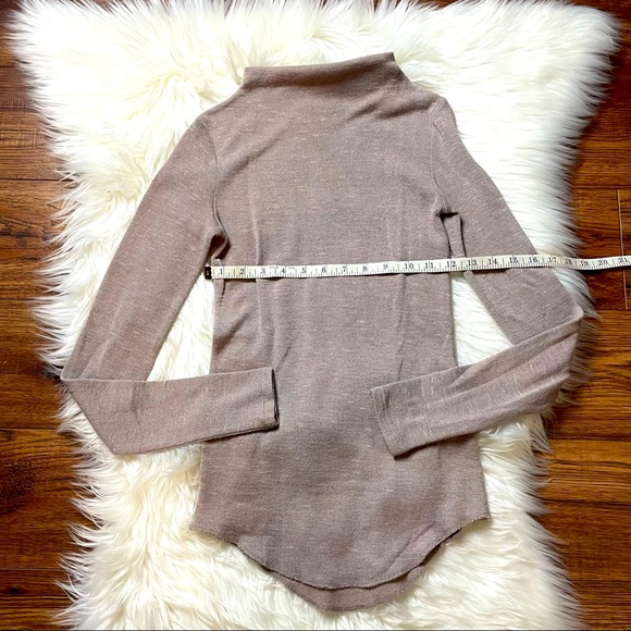 Wilfred Mocha Mock Neck Women’s Long Sleeve Size S EUC - Picture 3 of 5